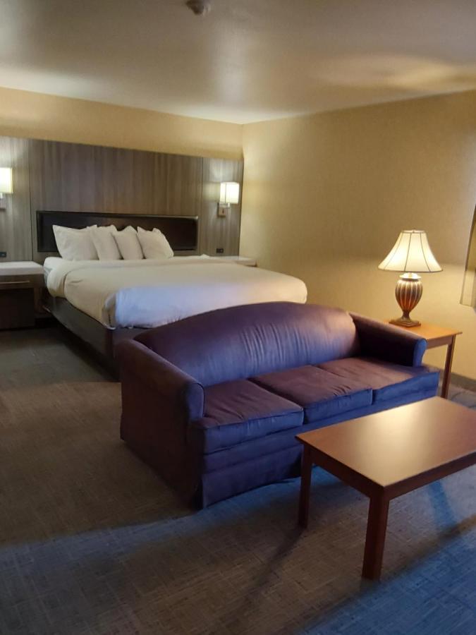Lavissh Inn And Suites Беллингхэм Экстерьер фото