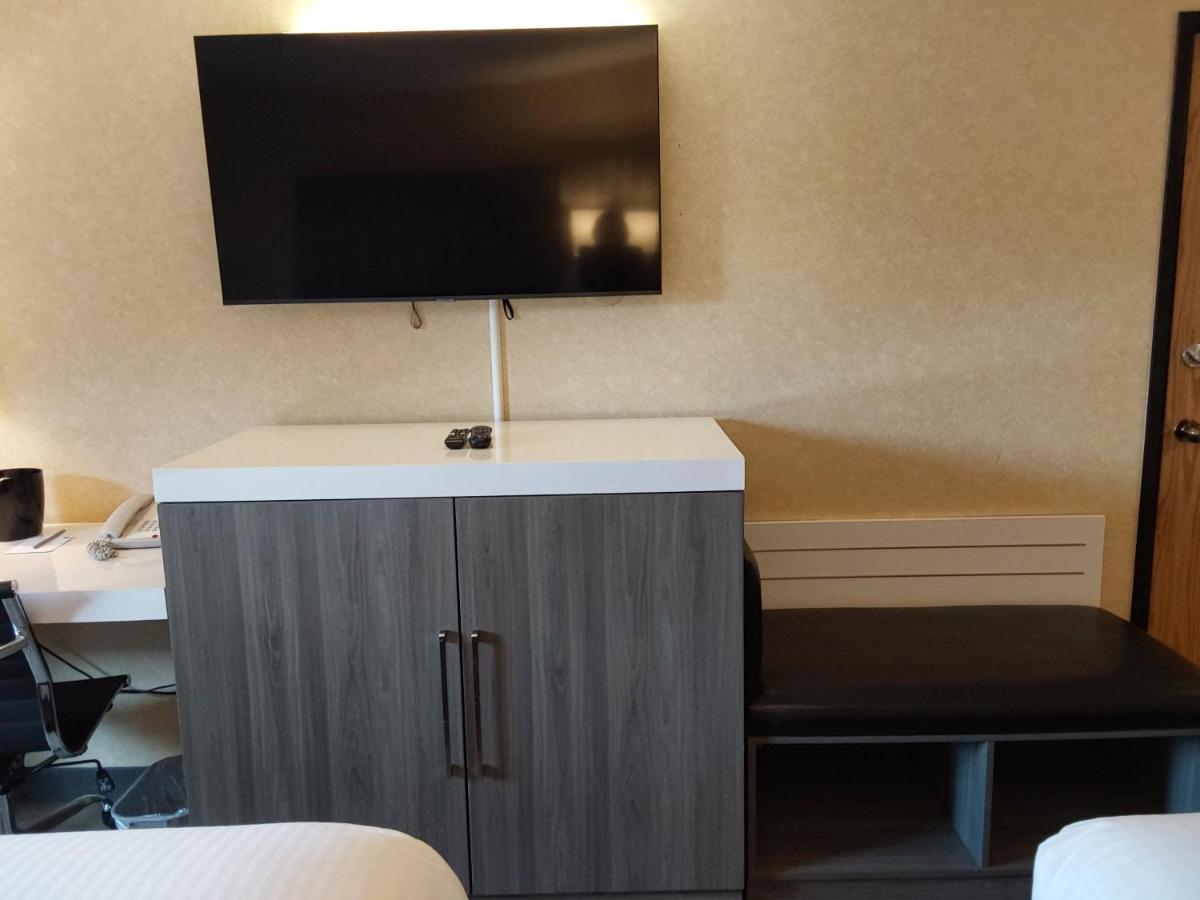 Lavissh Inn And Suites Беллингхэм Экстерьер фото